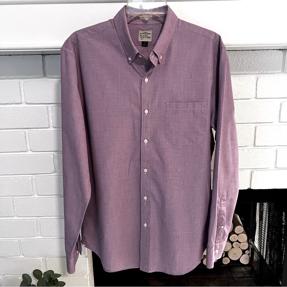 J Crew Men’s Button down Shirt • Size L